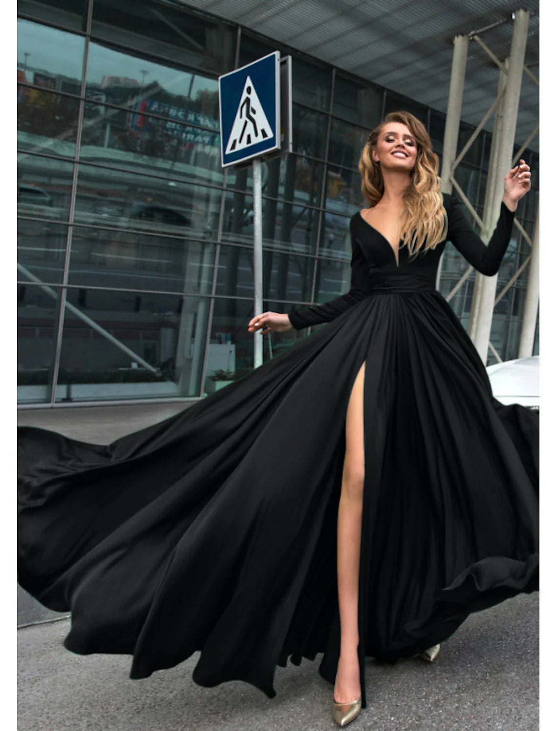 A-Line Evening Gown Empire Black Dress Plus Size Holiday Wedding Guest Floor Length Long Sleeve V Neck Chiffon V Back with Slit Pure Color Crew Neckline Sporty