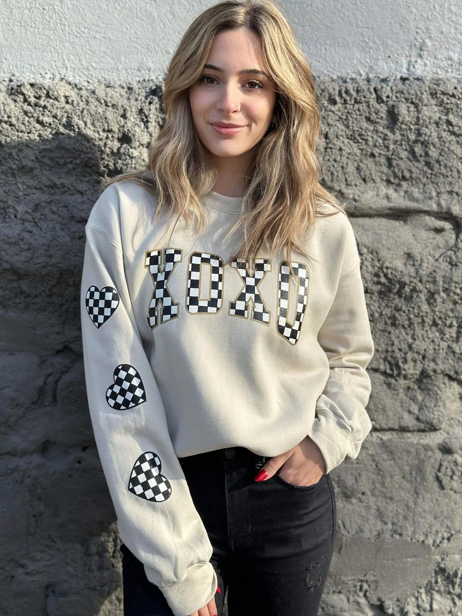 Checkered XOXO Sweatshirt Hoodie with Hem Patch Decorative Personalized