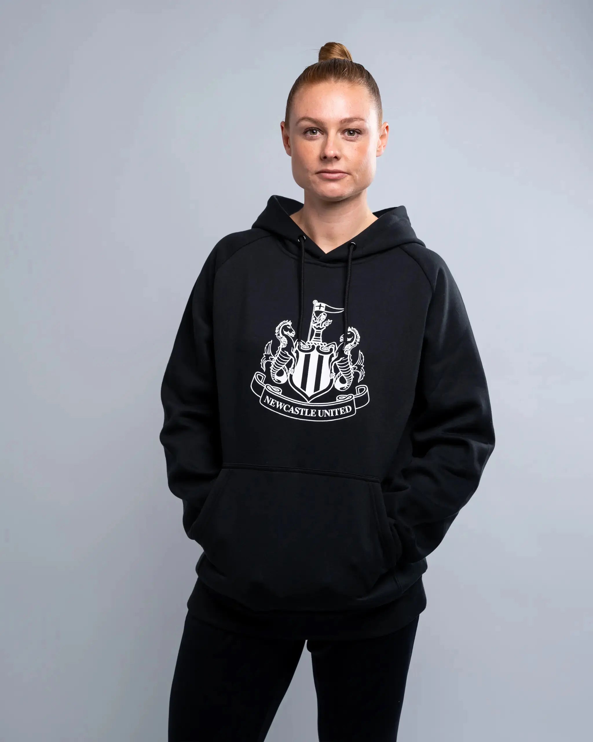 Newcastle United Women's Black Terrace Large Crest Hoodie Hoodie with High-Low Hem Asymmetrical Trendy